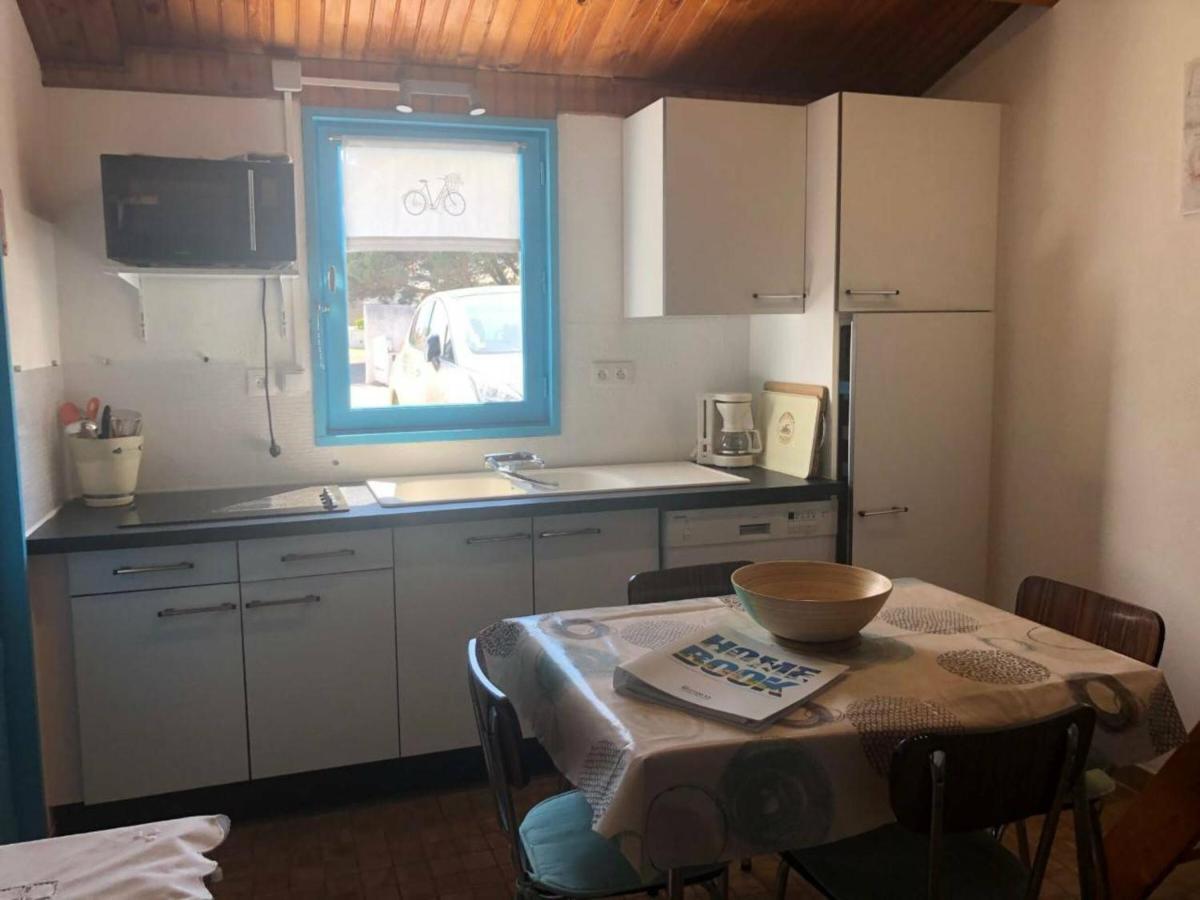 Studio Mezzanine A 200M Du Port Et De La Plage, Cour Privative, Parfait Pour 3 Personnes - Fr-1-224B-564 ノワールムーティエ エクステリア 写真