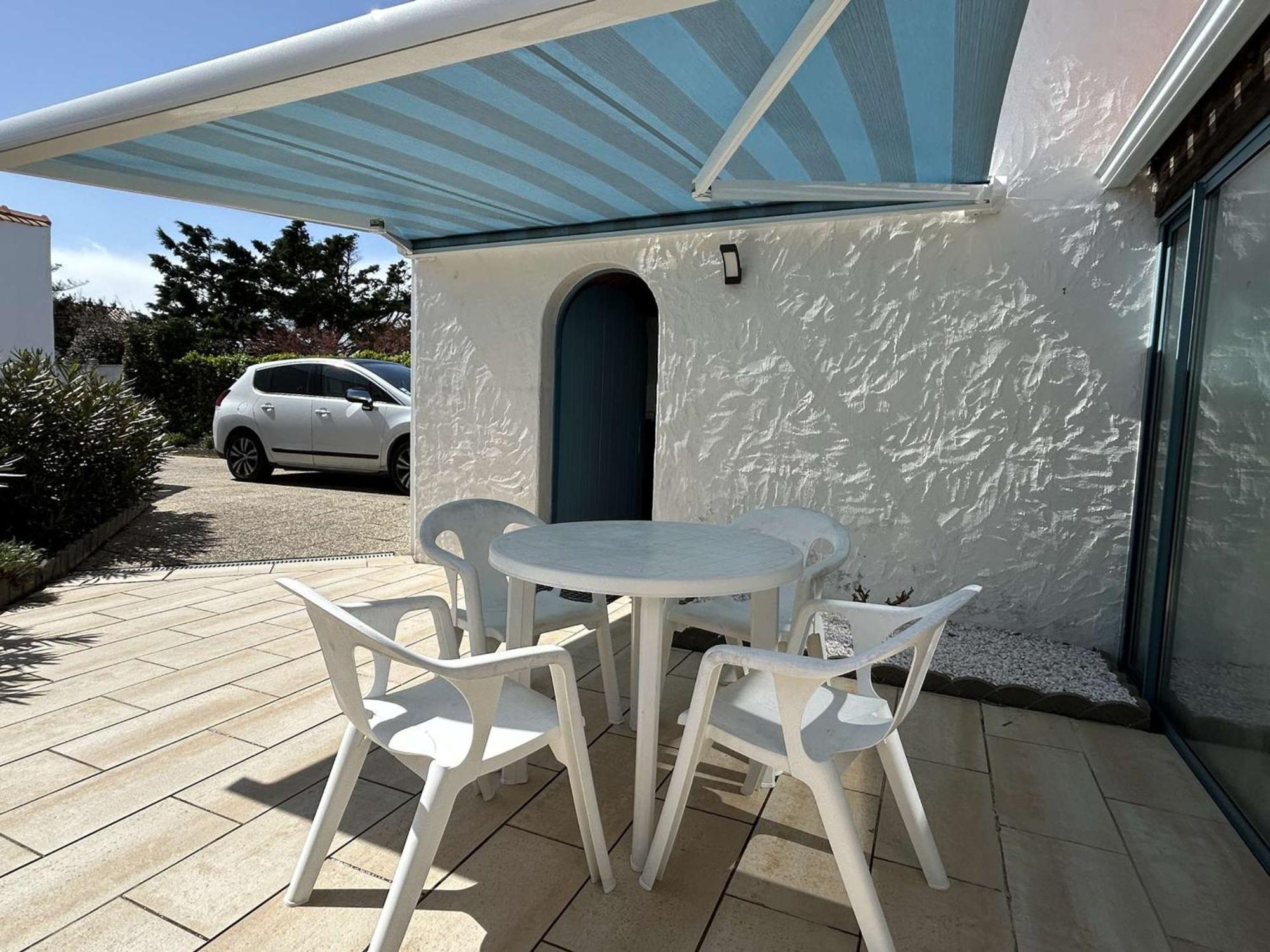 Studio Mezzanine A 200M Du Port Et De La Plage, Cour Privative, Parfait Pour 3 Personnes - Fr-1-224B-564 ノワールムーティエ エクステリア 写真